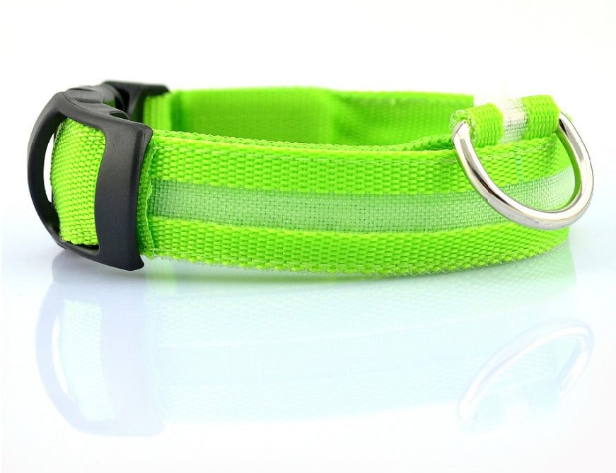 Collier Lumineux en Nylon pour Chien et Chat – Sécurité Nocturne à LED, Réglable et Clignotant